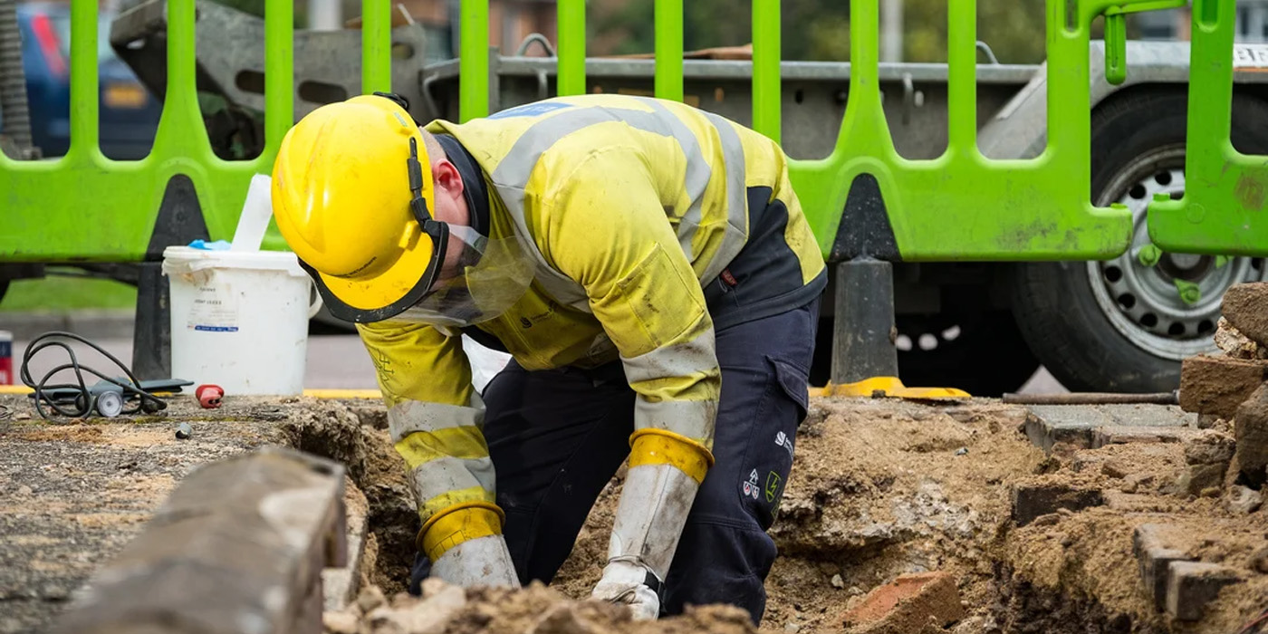 SSEN Distribution working on underground cable