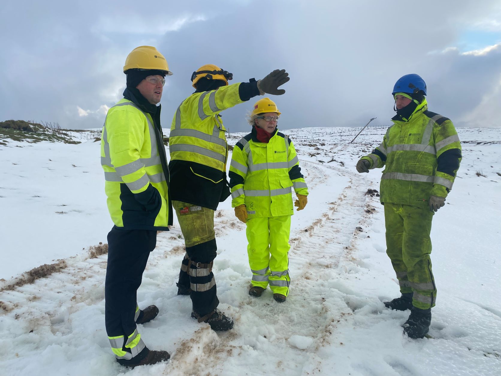 Beatrice Wishart MSP visiting SSEN teams and contract partners in Effirth