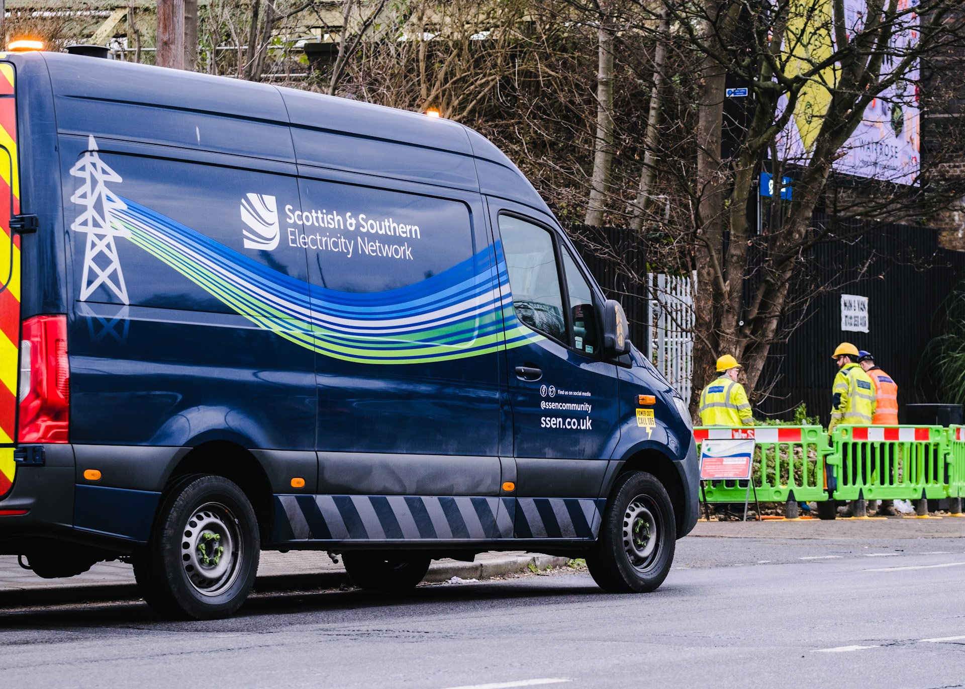 An SSEN engineering team carrying out network upgrades