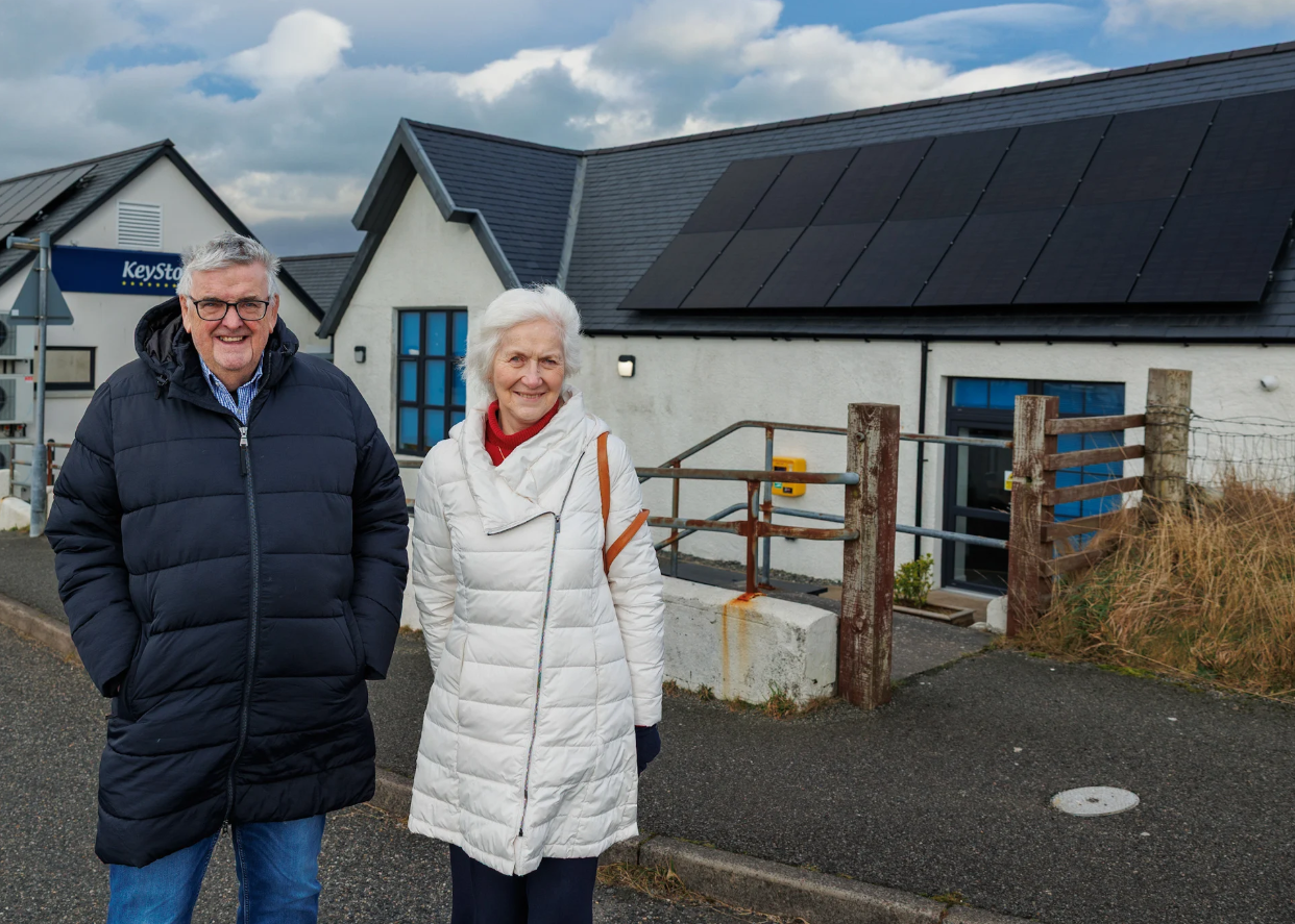 Norman Mackenzie and Catriona Dunn - Solar panels at Aros an Rubha .png